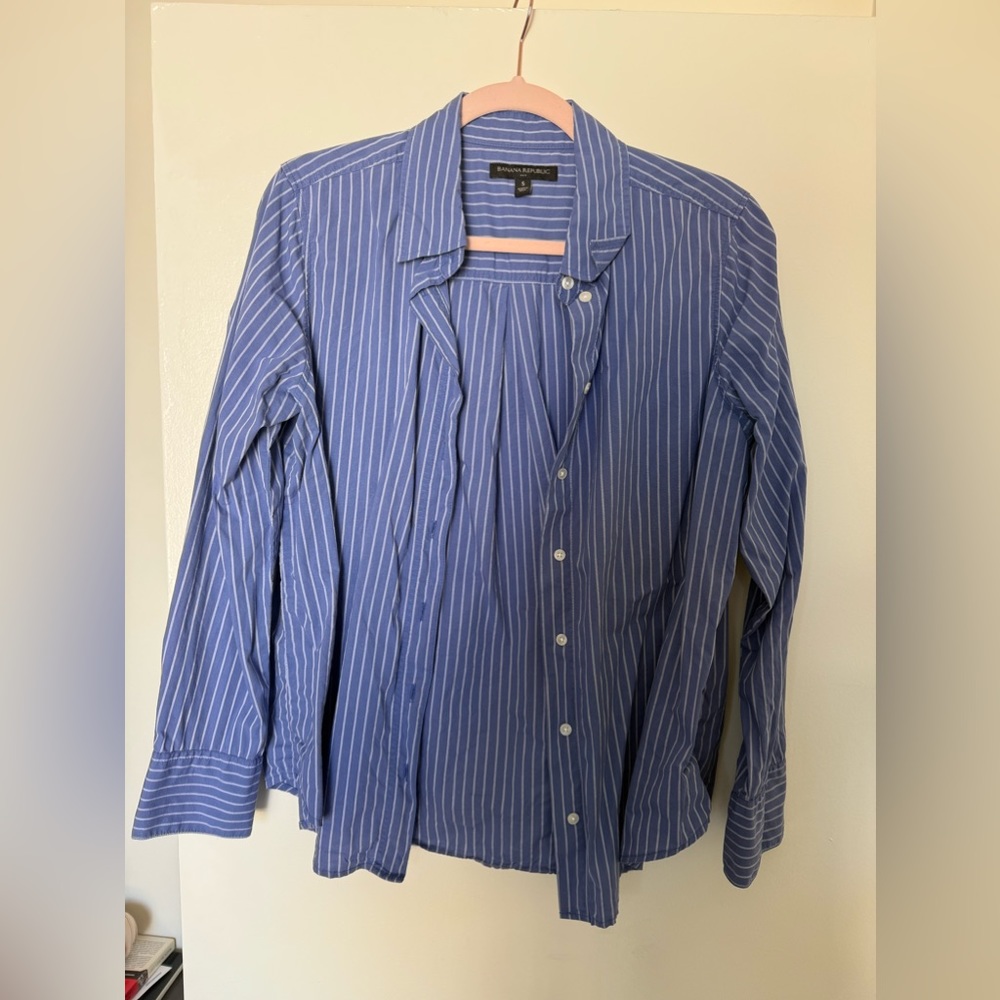 Banana republic women button down dress shirt size small